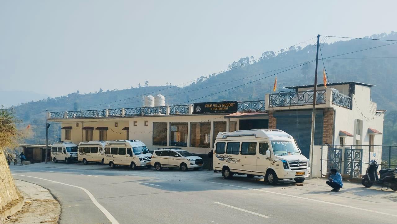 Pine Hills Resort(Barkot)